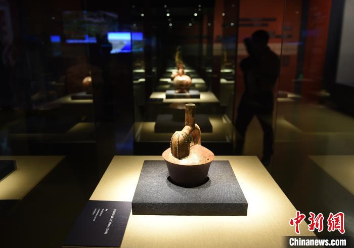 秘鲁11家考古类博物馆的157件文物藏品亮相重庆