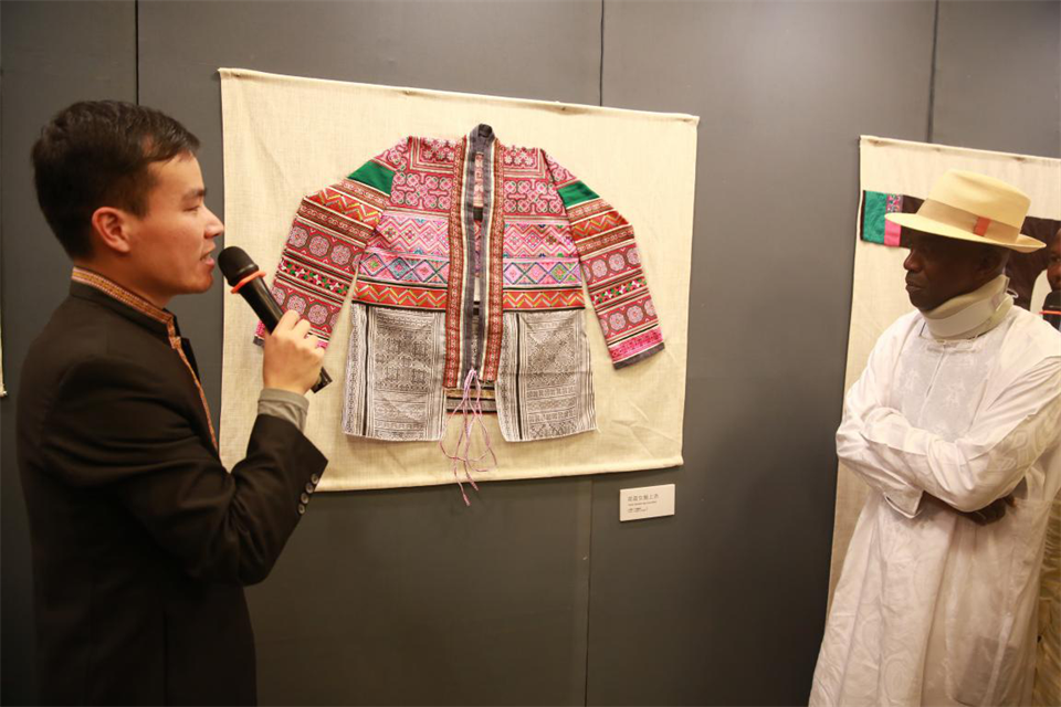 “广西文化体验工作坊”展演活动在贝宁成功举行