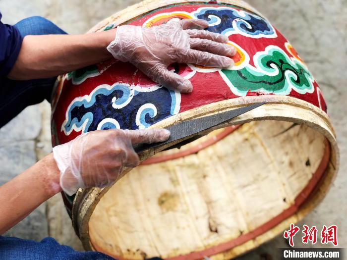 藏戏司鼓师扎西旺杰：一鼓一钹成就艺术人生